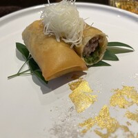 4000 Chinese Restaurant - 青椒肉絲の春巻き