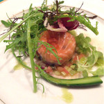 エルミタージュ ドゥ タムラ - ノルウェーサーモンのマリネ　サラダ仕立て