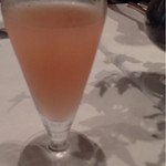 エルミタージュ ドゥ タムラ - 桃のカクテル