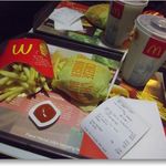 McDonald's - ﾁｰｽﾞﾊﾞｰｶﾞｰｾｯﾄ　34500Rｐ(￥345)
            