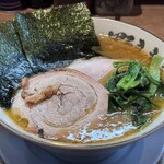 ラーメン 野良裏家 - 