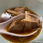 ふじわら屋 - 味が良く染みたチャーシューの端材のオマケ