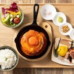 和牛近江牛ランチ 月とハンバーグ - 