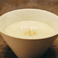 濃厚コラーゲンのコムタンスープ