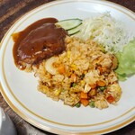 喫茶ロード - 「ハンバーグピラフ」味噌汁付 800円