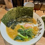 ラーメン 野良裏家 - 