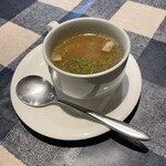 ヨシダゴハン - 付け合わせのオニオンスープ