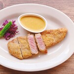 STEAK HOUSE AGED - NZ産グラスフェッドビーフカツレツ