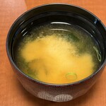 卯作 - 味噌汁
