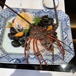 306211550 - 伊勢海老活け造り　伊勢海老の髭が動いてる(゜Д゜)