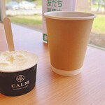 CALM - ジェラート（ヨーグルト）とホットの紅茶