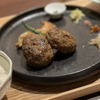川端志史 - 