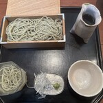そばきり 日曜庵 - 粗挽き蕎麦