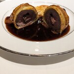 306222926 - スペシャリテ∶仔羊のパイ包み焼き“マリア カラス風”