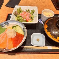くし路 KITTE丸の内店 -  くし路 KITTE丸の内店 -