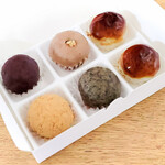 森のおはぎ - 小豆、くるみ、みたらし、きなこ、ほうじ茶