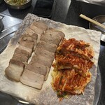 赤坂韓国料理・焼肉 兄夫食堂 - 