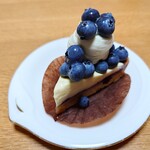 Hayami洋菓子店 - 料理写真:2025年６月　ブルーベリータルト