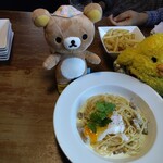 窯右衛門 - カルボナーラとリラックマ、キイロイトリ