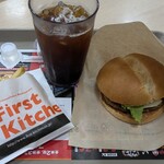 ファーストキッチン - 料理写真: