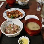 上の山亭 - 鯵丼