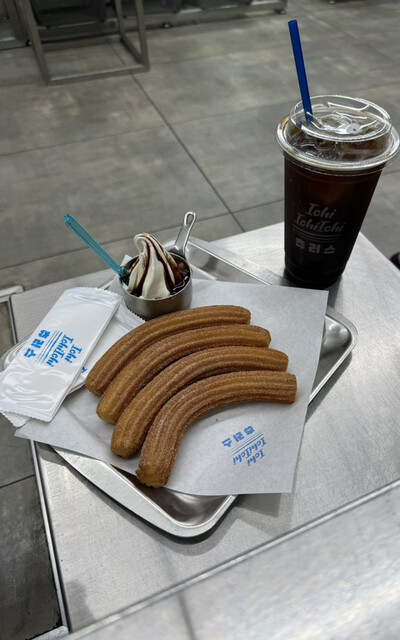 ちゅろす 111 CHURROS （イチイチイチ チュロス） - 東新宿/スイーツ | 食べログ