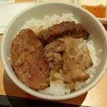 焼肉きんぐ - ごはんの上にほっかほっか焼肉をのせて食べる焼肉丼が最高に美味しい(^^)/ (2025.06.26)