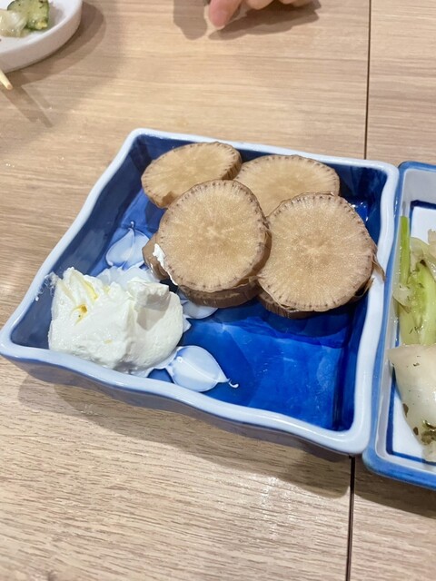 山形市香澄町の本格焼き鳥店「やきとり 織笠」- こだわり炭火と豊富な串メニュー