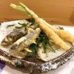 穴子料理と地酒 浅草 川井 - 稚鮎と谷中生姜の天麩羅
