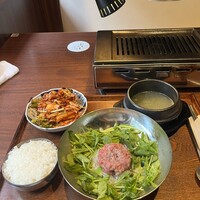焼肉 にくだらけ - 