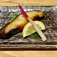 意気な寿し処阿部 広尾別館 - 