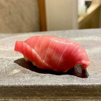 恵比寿 鮨 はつめ - ⑯中トロ 握り 下関