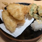 ニューすしセンター - きすとししとうの天ぷら