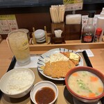 やよい軒 - 料理写真: