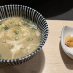 博多華味鳥 - 雑炊と漬物（めんたい高菜）