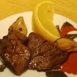 すし酒場 握わい - サービスサービス!! マグロ ハツ （焼き）