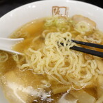 喜多方ラーメン 坂内 - 喜多方らしい平麺は健在