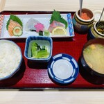 博多の名物料理 喜水丸 - 「朝の刺身定食」990円税込み♫