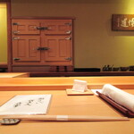 鮨 さかい - カウンター席