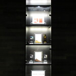 鮨 さかい - エレベーターホールに