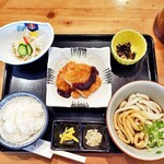 七越本店 - 料理写真:うどん定食（日替わり）