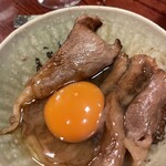 松阪 海津 本店 - ひとつ食べたらお腹グルグル