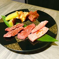 近江うし焼肉 にくTATSU 日本橋室町店 - 
