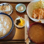 友禅 - とんかつ定食