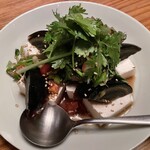十六公厘 - ピータン豆腐
