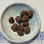 テオムラタ ショコラティエ - マカダミヤショコラ