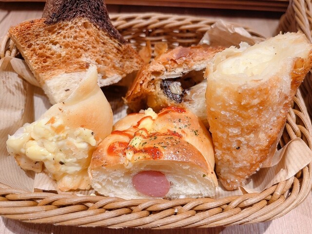 三重県/鈴鹿 パン食べ放題980円』by オーラさん。 : ハート ブレッド