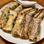 虎一番 - 焼きギョーザ 海老入り