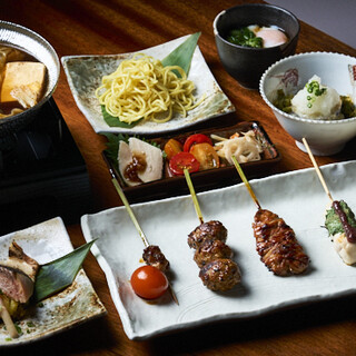 飲み放題や自慢の料理が楽しめる、予算で選べるコースが充実