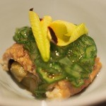 神保町 傳 - 【14年9月】焼きナスの穴子巻。グリーンのオクラと黄色のオクラの花はまさにブラジルカラー！！